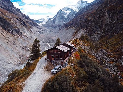 Cabane Petit Mountet