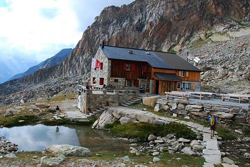 Almagellerhütte