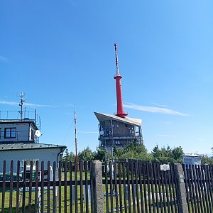 Bagr na vrcholu Lysá hora (13.8.2024 10:39)