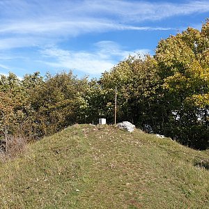 Petr Pepe Peloušek na vrcholu Chmeľová (12.10.2019 12:19)