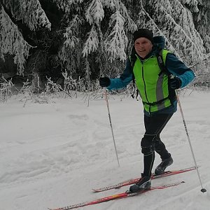 Jaroslav Hrabuška na vrcholu Okrúhlý (23.12.2021 12:30)