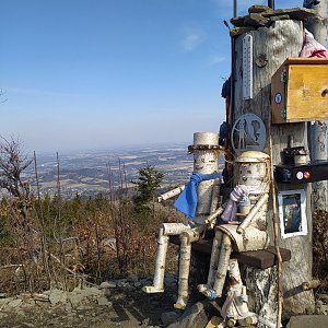 Majky na vrcholu Ondřejník (20.3.2022 12:21)