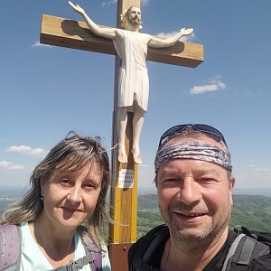 Jiří a Iveta na vrcholu Ondřejník (1.5.2024 13:46)