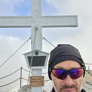 Roman Skácel na vrcholu Kitzsteinhorn (8.8.2024 10:48)