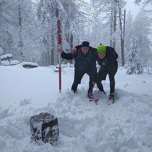 Víťa Myška na vrcholu Malý Polom (17.4.2021 12:31)