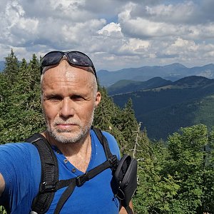 Rastislav Biarinec na vrcholu Čierna hora (23.8.2023 13:32)