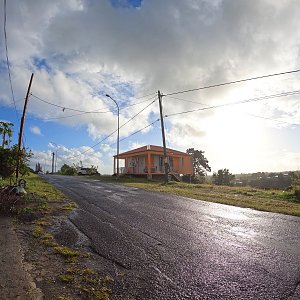 Jan Matiášek na vrcholu Morne l'Escade (9.3.2022 7:25)