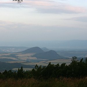 Bouřka na vrcholu Hradišťany SZ (3.7.2023 5:46)