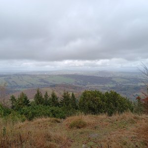 Václav Toth na vrcholu Jedlová (2.11.2024 12:25)