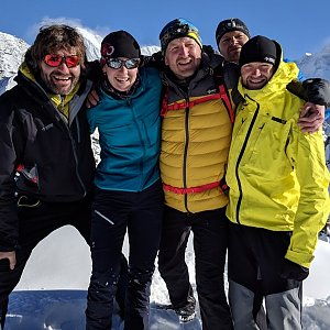 Radek Fuciman na vrcholu Gokyo Ri (10.4.2019 7:01)