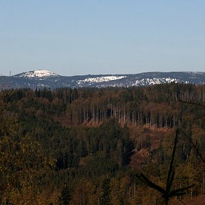 Bouřka na vrcholu Nad Ostrohem (27.4.2024 8:23)