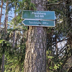 Jar Faldy na vrcholu Pferdeberg (17.3.2024 15:40)