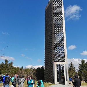 Jirka Valda na vrcholu Velká Deštná (30.4.2023 11:54)