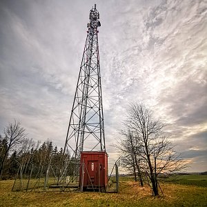 Jiří Králík na vrcholu Na Vartě (23.3.2023 16:01)