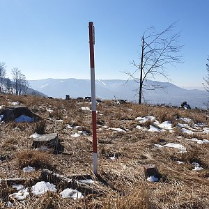 Petr Pepe Peloušek na vrcholu Suché úbočí (2.3.2021 11:26)