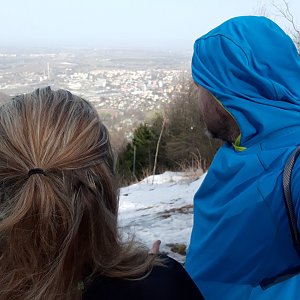 Martin a Jana Halamíčkovi na vrcholu Červený kámen V (24.2.2021 20:04)