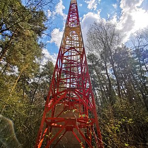 Jiří Králík na vrcholu Osikoviny (22.4.2023 13:53)