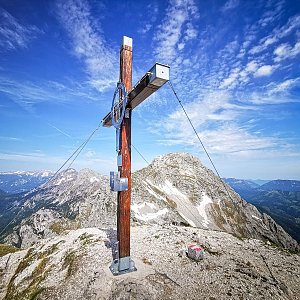 Jiří Králík na vrcholu Natterriegel (5.6.2022 10:01)