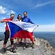 Iveta Válová na vrcholu Mount Yamnuska (4.6.2017)