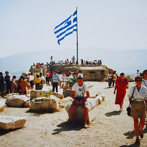 Michal Kříž na vrcholu Akropolis  (14.9.1993 11:15)