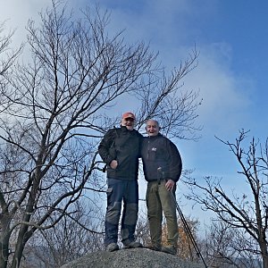 Pavel Martínek na vrcholu Oldřichovský Špičák (10.11.2018 11:53)