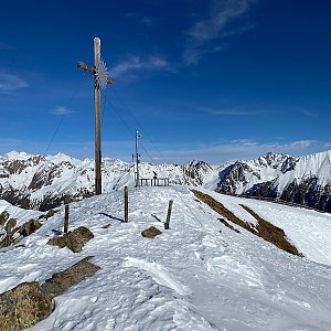 Martin Matějka na vrcholu Monte Cuzzo (4.2.2024 13:25)