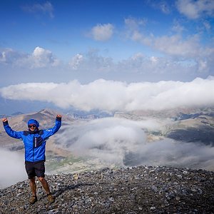 Jiří Králík na vrcholu Monte Perdido (4.7.2022 9:39)