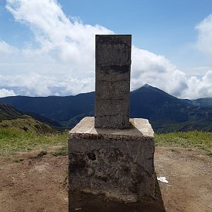 ZdenkaV na vrcholu Pico da Vara (4.6.2023)