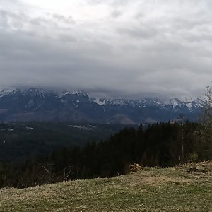 Li Be na vrcholu Cyrhla nad Białką (6.4.2024 8:09)