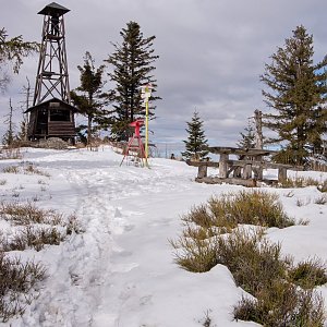 Ľuboš na vrcholu Kloptaň (13.3.2022 11:33)