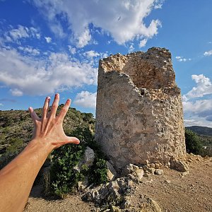 Jiří Králík na vrcholu Torre del Cucurull (4.6.2024 10:01)