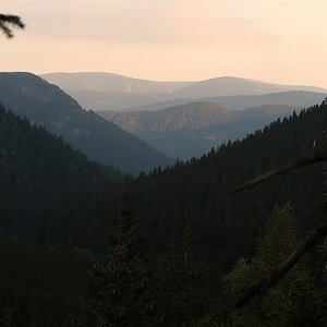 Bouřka na vrcholu Nad Medvědím dolem (8.9.2024 7:14)