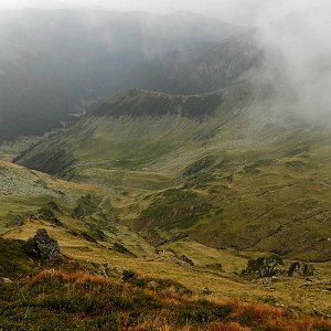 Bouřka na vrcholu Gârbova (1.9.2016 17:54)