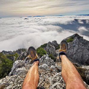 Jiří Králík na vrcholu Trenchtlings Kalksteinfelsen (3.11.2024 11:40)