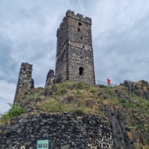 Bobina na vrcholu Hazmburk (21.6.2024 15:23)