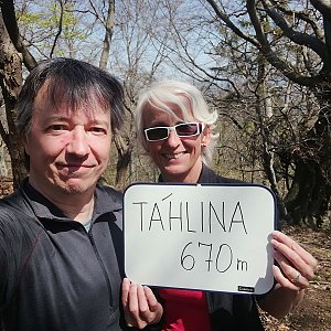 Jana a Pavel Kasaničovi na vrcholu Táhlina (1.5.2022 12:35)