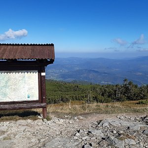 Valča na vrcholu Góra Pięciu Kopców (2.10.2021 13:16)