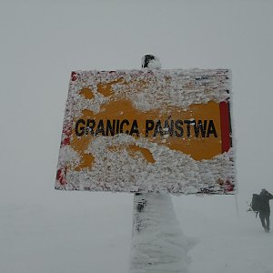 Zdeňka Máchová na vrcholu Góra Pięciu Kopców (30.1.2021 9:44)