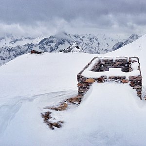 Martin Matějka na vrcholu Cima Bleis SE (2.3.2016 15:58)