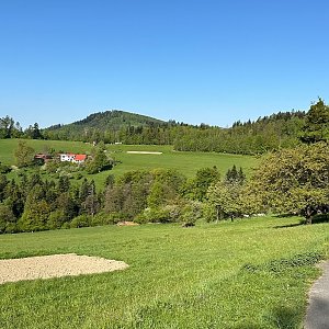 Alexandr Starý na vrcholu Ostrý vrch (30.4.2024 9:30)