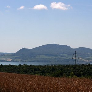 Bouřka na vrcholu Uherčické staré hory (18.6.2024 12:29)