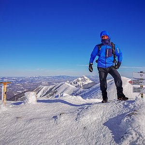 Jiří Králík na vrcholu Chleb (9.2.2023 11:06)