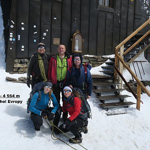 Jirka Zajko na vrcholu Signalkuppe / Punta Gnifetti (23.7.2018 12:04)