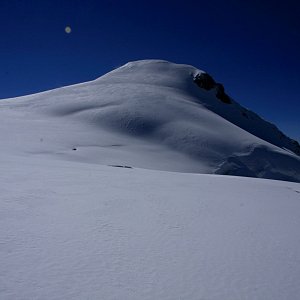 Jan Matiášek na vrcholu Signalkuppe / Punta Gnifetti (7.7.2012)