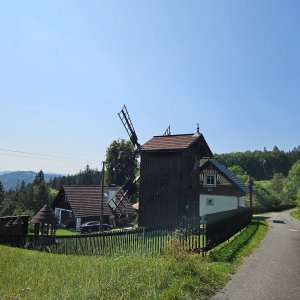 Marcela Kubíčková na vrcholu Medůvka (24.8.2024 11:27)