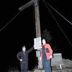 Divočák na vrcholu Stinglfelsen (18.11.2020 5:59)