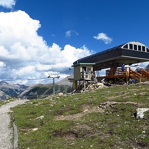 Iveta Válová na vrcholu Mount Standish (31.7.2016)