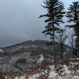 Iva Purmenská na vrcholu Na Stašku S vrchol (3.1.2025 14:40)