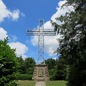 ZdenkaV na vrcholu Monte Senario (27.6.2014)