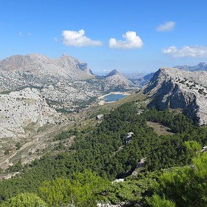 ZdenkaV na vrcholu Puig de L'Ofre  (3.10.2016)